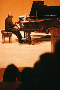 Anatole Leikin, performing in the Recital Hall